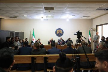 سوريا تبدأ محاكمة علنية للمتهمين بـ أحداث الساحل 