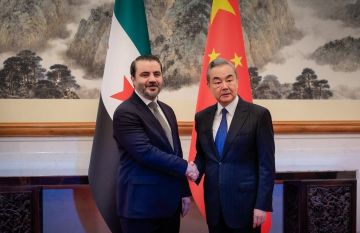 بكين خلال زيارة الشيباني: مستعدون للمساهمة في أمن واستقرار سوريا وإعادة إعمارها بكين خلال زيارة الشيباني: مستعدون للمساهمة في أمن واستقرار سوريا وإعادة إعمارها