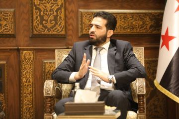 وزير الداخلية السوري يزور حمص والساحل ويؤكد الالتزام بحفظ الأمن وضمان حرية التعبير