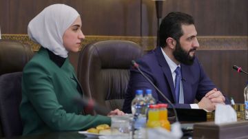 الشرع لأحد الأطفال: كن مثل أبيك وحشا (فيديو)