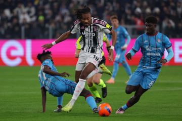 يوفنتوس يفوز على كالياري في الدوري الإيطالي لكرة القدم
