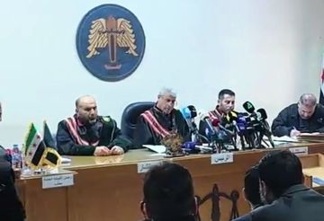 انعقاد الجلسة العلنية الأولى لمحاكمة المتهمين بأحداث الساحل السوري انعقاد الجلسة العلنية الأولى لمحاكمة المتهمين بأحداث الساحل السوري