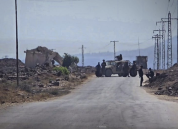 سوريا.. الجيش الإسرائيلي يتوغل في أطراف قرية معرية بريف درعا ويطلق النار عشوائيا سوريا.. الجيش الإسرائيلي يتوغل في أطراف قرية معرية بريف درعا ويطلق النار عشوائيا