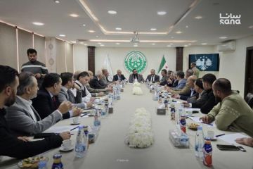 وزارة الاقتصاد تبحث مع غرفتي صناعة وتجارة حمص واقع الصناعة وتعزيز بيئة الاستثمار وزارة الاقتصاد تبحث مع غرفتي صناعة وتجارة حمص واقع الصناعة وتعزيز بيئة الاستثمار