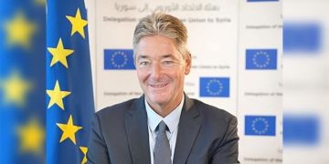 الاتحاد الأوروبي يطالب إسرائيل باحترام وحدة سوريا وسلامة أراضيها