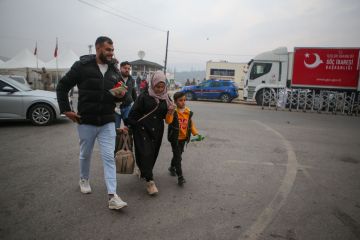 لا حماية مؤقتة بعد الآن.. تركيا تكشف عن شروط مشددة لبقاء السوريين على أراضيها لا حماية مؤقتة بعد الآن.. تركيا تكشف عن شروط مشددة لبقاء السوريين على أراضيها