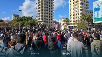 بالصور.. احتجاجات للسوريين في اللاذقية وطرطوس للمطالبة بالإفراج عن المعتقلين