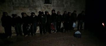 القبض على 12 شخصا على الحدود اللبنانية بينهم عناصر في النظام السابق