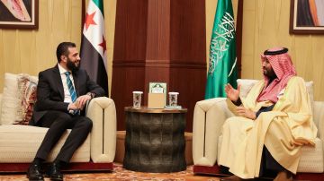 الأمير محمد بن سلمان يتلقى اتصالا هاتفيا من الرئيس الشرع