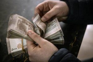 الليرة السورية تستقر مع بداية التعاملات اليوم...إليكم التفاصيل من بزنس2بزنس