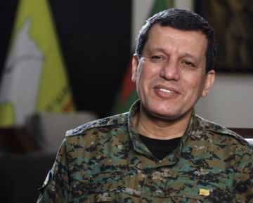 عبدي: اتفاق 10 آذار يجب أن يكون الأساس لسوريا عبدي: اتفاق 10 آذار يجب أن يكون الأساس لسوريا