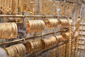 ارتفاع جديد بأسعار الذهب في سوريا...الأونصة تلامس الـ 53 مليون ليرة سورية
