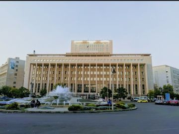 المركزي يحذر من تزايد الهجمات الإلكترونية التي تستهدف الحسابات المصرفية للمواطنين المركزي يحذر من تزايد الهجمات الإلكترونية التي تستهدف الحسابات المصرفية للمواطنين