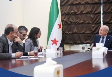 وزير النقل يناقش مع مسؤولة أممية تنفيذ مشاريع في قطاع النقل والبنى التحتية وزير النقل يناقش مع مسؤولة أممية تنفيذ مشاريع في قطاع النقل والبنى التحتية