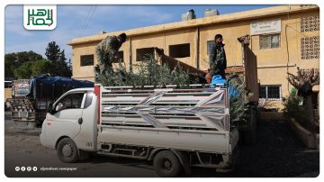 ضمن حملة معا لنعيد إدلب خضراء وزعت دائرة الزراعة في منطقة جسر الشغور 4250 غرسة زيتون على أهالي منطقة جسر الشغور.