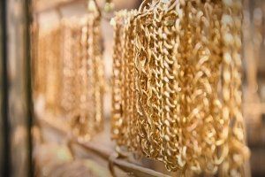 أسعار الذهب في سوريا تتراجع بمقدار 20 ألف... الليرة الذهبية عيار 21 قيراط تنخفض لأقل من 11 مليون ليرة سورية أسعار الذهب في سوريا تتراجع بمقدار 20 ألف... الليرة الذهبية عيار 21 قيراط تنخفض لأقل من 11 مليون ليرة سورية