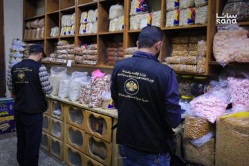 أكثر من 1300 ضبط تمويني بحق فعاليات مخالفة بريف دمشق خلال الشهر الماضي أكثر من 1300 ضبط تمويني بحق فعاليات مخالفة بريف دمشق خلال الشهر الماضي