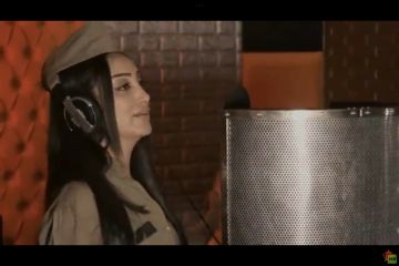 مطربة سورية روسية تحتفل بأغنية في عيد النصر