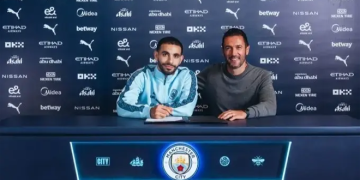مانشستر سيتي الإنكليزي يتعاقد مع اللاعب الجزائري ريان آيت نوري مانشستر سيتي الإنكليزي يتعاقد مع اللاعب الجزائري ريان آيت نوري