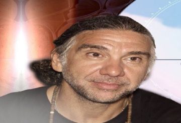 طردت من الزعتري وداعش طلب رأسي.. الفنان السوري نوار بلبل: سقفي عال وأخشى تفعيل زر الرقابة