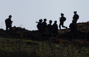 إسرائيل تحشد قواتها في الشمال على الحدود مع سوريا ولبنان إسرائيل تحشد قواتها في الشمال على الحدود مع سوريا ولبنان