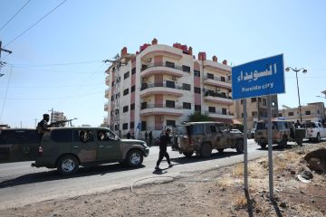 سوريا.. تعبير السعودية عن ارتياحها وتعليق وئام وهاب يثير تفاعلا بعد العمليات في السويداء