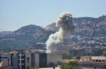 بيدرسن يدعو إسرائيل إلى وقف جميع انتهاكات سيادة سوريا وسلامة أراضيها بيدرسن يدعو إسرائيل إلى وقف جميع انتهاكات سيادة سوريا وسلامة أراضيها