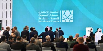 وزير سعودي يعلن توقيع ما يقرب من 50 اتفاقية في يوم واحد بدمشق