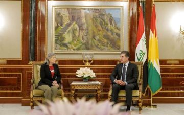 بارزاني: داعش ما يزال يشكل خطرا حقيقيا على أمن واستقرار العراق وسوريا بارزاني: داعش ما يزال يشكل خطرا حقيقيا على أمن واستقرار العراق وسوريا