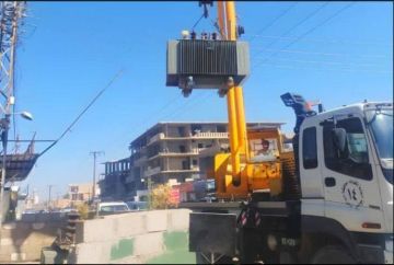 كهرباء ديرالزور: استبدال عدد من المحولات في العشارة كهرباء ديرالزور: استبدال عدد من المحولات في العشارة