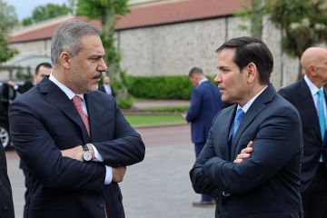 فيدان يبحث هاتفيا مع روبيو الملف الأوكراني وتطورات الأوضاع في غزة وسوريا فيدان يبحث هاتفيا مع روبيو الملف الأوكراني وتطورات الأوضاع في غزة وسوريا