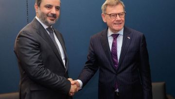 الشيباني يجري لقاءات واسعة مع مسؤولين دوليين في نيويورك الشيباني يجري لقاءات واسعة مع مسؤولين دوليين في نيويورك