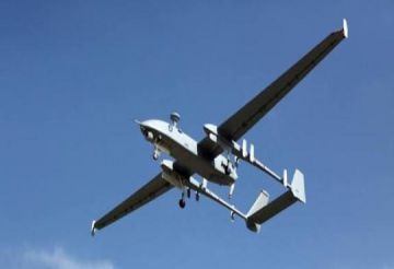 قوات إسرائيلية على أسطح المنازل وتحليق مسيرات بريف القنيطرة الشمالي جنوب غربي سوريا قوات إسرائيلية على أسطح المنازل وتحليق مسيرات بريف القنيطرة الشمالي جنوب غربي سوريا