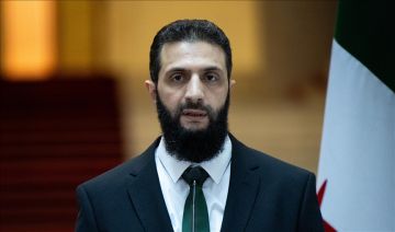 تصريحات الرئيس الشرع عن موقفه من إسرائيل تثير التفاعل على مواقع التواصل تصريحات الرئيس الشرع عن موقفه من إسرائيل تثير التفاعل على مواقع التواصل