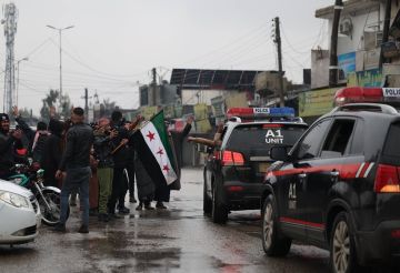 سياسي تركي يطرح خارطة طريق لمستقبل سوريا