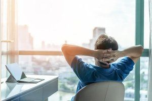 إليكم 15 وظيفة بأجور مرتفعة لا تتطلب شهادة جامعية الراتب يتجاوز 100 ألف دولار سنويا