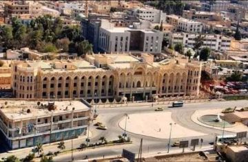 مجهولون يمنعون الأهالي من رفع العلم السوري في الرقة