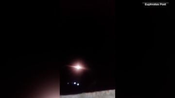 قسد توضح بعد صور مقاتلها مع جثث جنود بالجيش السوري جنوب كوباني قسد توضح بعد صور مقاتلها مع جثث جنود بالجيش السوري جنوب كوباني