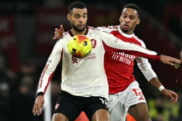 رغم الغيابات.. ليفربول يفرض التعادل على المتصدر ارسنال قي قمة الدوري الانكليزي