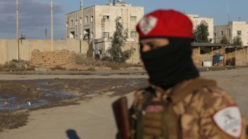 يعيش آخر أيام أحلامه.. الدفاع السورية تتهم العمال الكردستاني ببث إشاعات ضد الأكراد السوريين يعيش آخر أيام أحلامه.. الدفاع السورية تتهم العمال الكردستاني ببث إشاعات ضد الأكراد السوريين