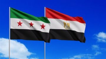 دمشق تتجه نحو تعزيز علاقاتها الاقتصادية مع القاهرة