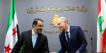 السورية لحقوق الإنسان: لبنان ينتهك التزاماته الدولية باستضافة متهمين بجرائم حرب