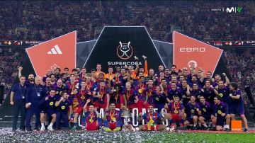 برشلونة يتوج بلقب كأس السوبر الاسباني بفوز مثير أمام غريمه ريال مدريد