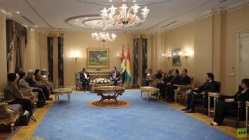 نيجيرفان بارزاني يلتقي مظلوم عبدي ومحمد إسماعيل (صور)