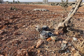 إصابة 6 مدنيين بانفجار مخلفات حرب في حلب ووفاة طفل بانفجار لغم في الرقة إصابة 6 مدنيين بانفجار مخلفات حرب في حلب ووفاة طفل بانفجار لغم في الرقة