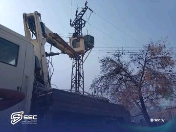 صيانة محولات وتأهيل شبكات الكهرباء في عدد من مناطق الحسكة صيانة محولات وتأهيل شبكات الكهرباء في عدد من مناطق الحسكة