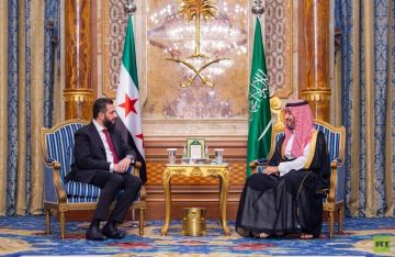 الشرع وولي العهد السعودي يبحثان في الرياض المستجدات الإقليمية الشرع وولي العهد السعودي يبحثان في الرياض المستجدات الإقليمية