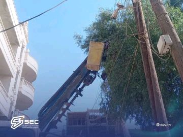 أعمال صيانة تعزز استقرار الكهرباء في أحياء الحسكة أعمال صيانة تعزز استقرار الكهرباء في أحياء الحسكة