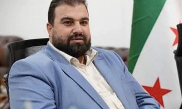 محافظ السويداء: لن نحرم أسرة من حاجتها أو مريضا من دوائه بسبب إساءة البعض محافظ السويداء: لن نحرم أسرة من حاجتها أو مريضا من دوائه بسبب إساءة البعض