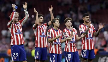 أتلتيكو مدريد يسقط مانشستر يونايتد بثنائية وفوز عريض لارسنال أمام ليل بدوري الابطال أتلتيكو مدريد يسقط مانشستر يونايتد بثنائية وفوز عريض لارسنال أمام ليل بدوري الابطال